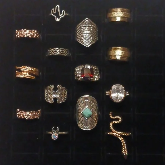 Lot of size 5 rings. 14 rings total. NWT. Rose gold, silver & yellow gold colors - Picture 4 of 14